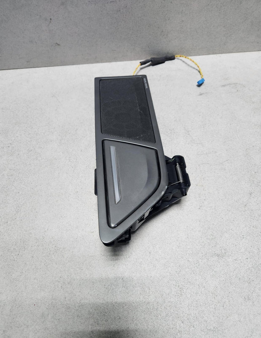 2015-2019 BMW 740i Speaker Trim Cover 7398879 7 Series G11 G12