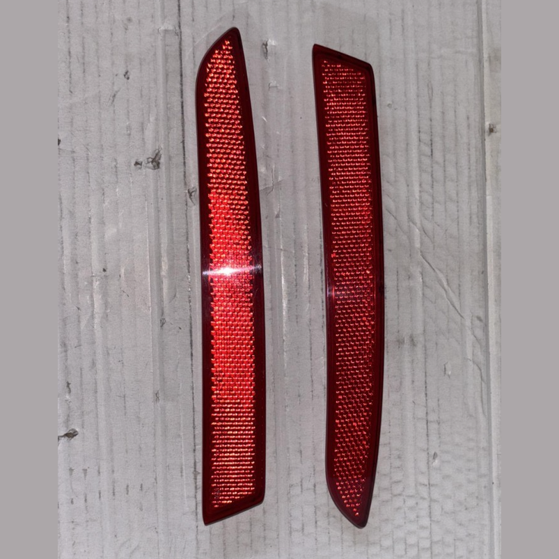 BMW F10 LCI REAR BUMPER REFLECTORS LEFT RIGHT 7318555 7318556 SET