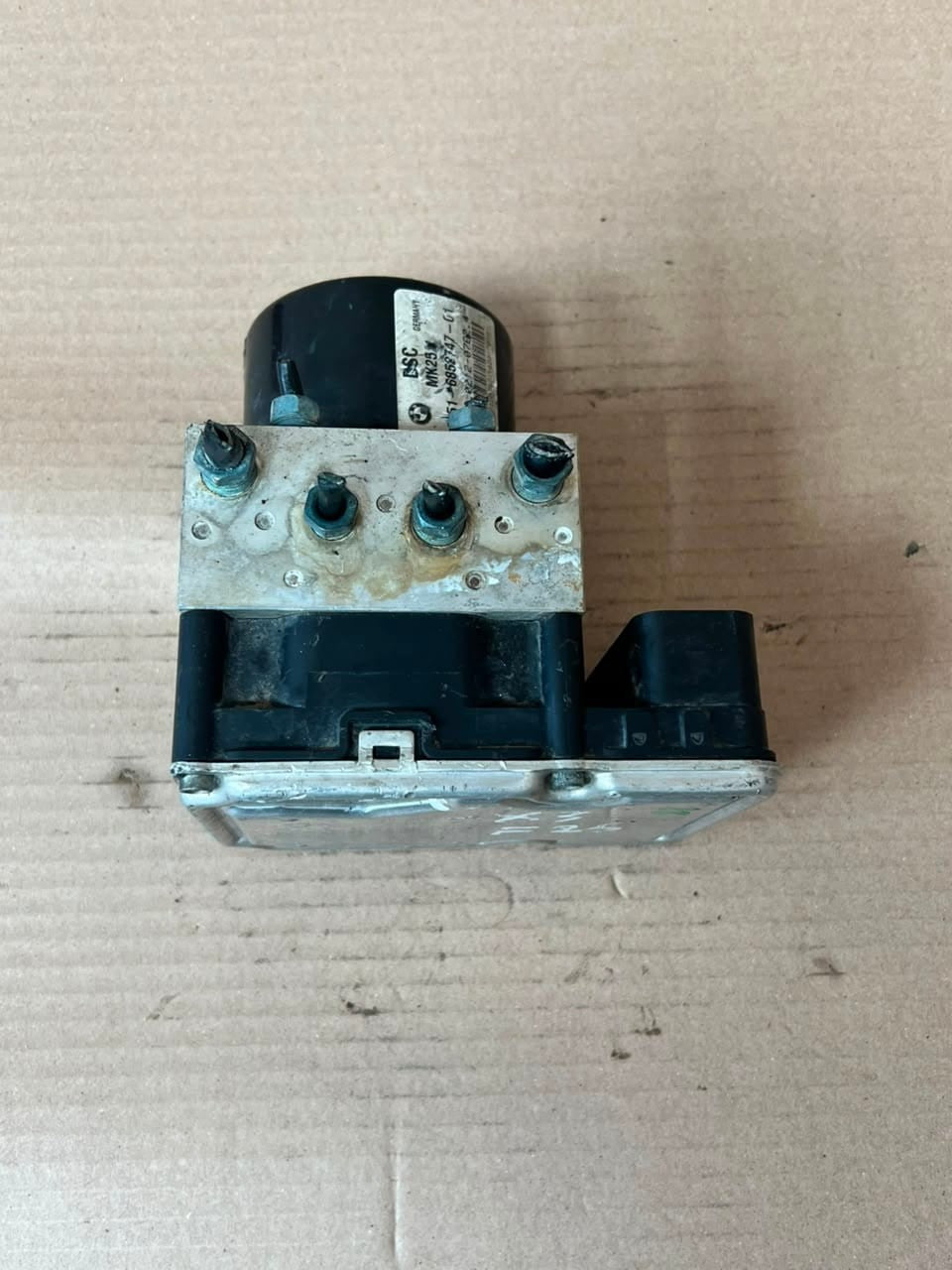 2012 BMW X3 F25 X4 F26 xDrive 20d 2.0 ABS Pump Control Module 6852748 OEM