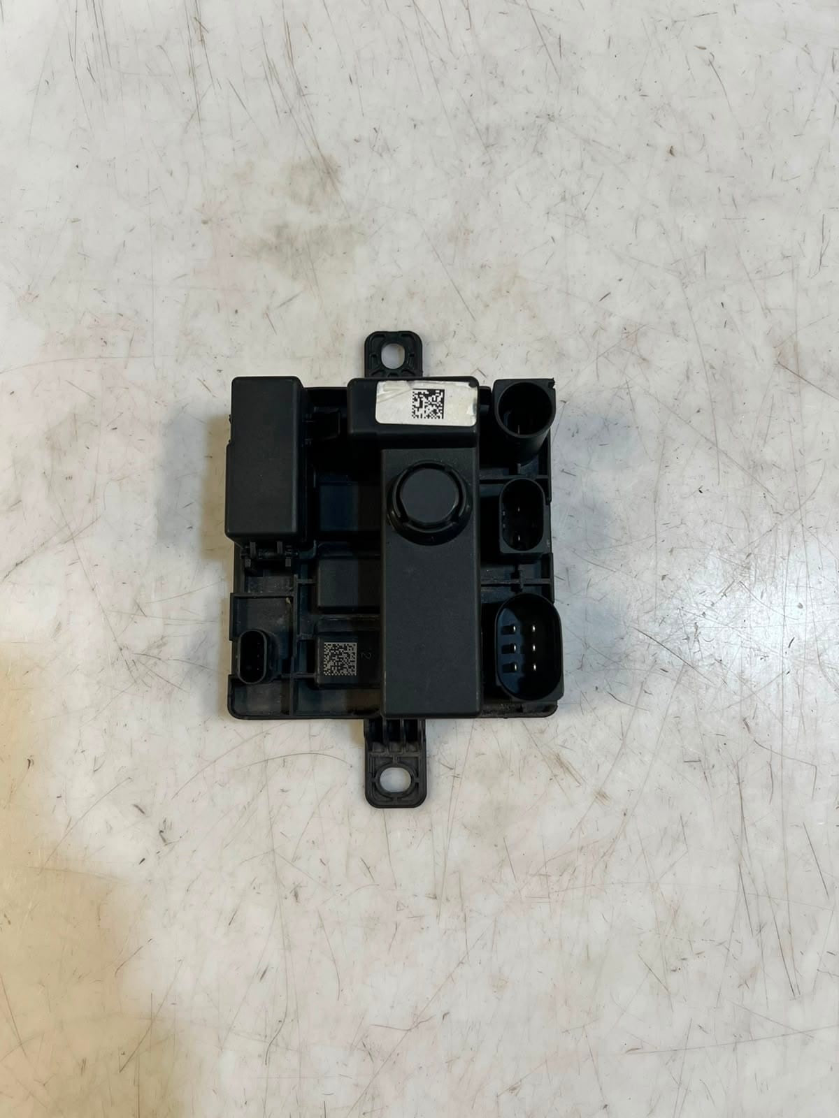 BMW E70 E71 E84 F25 F22 228i 328d 328i Integrated Supply Module 12637591534 OEM