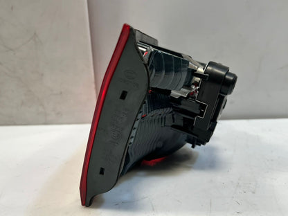 2012-2015 BMW 3' F30 F31 328i 335i F80 M3 LCI RIGHT REAR Tail Light 7371112 OEM