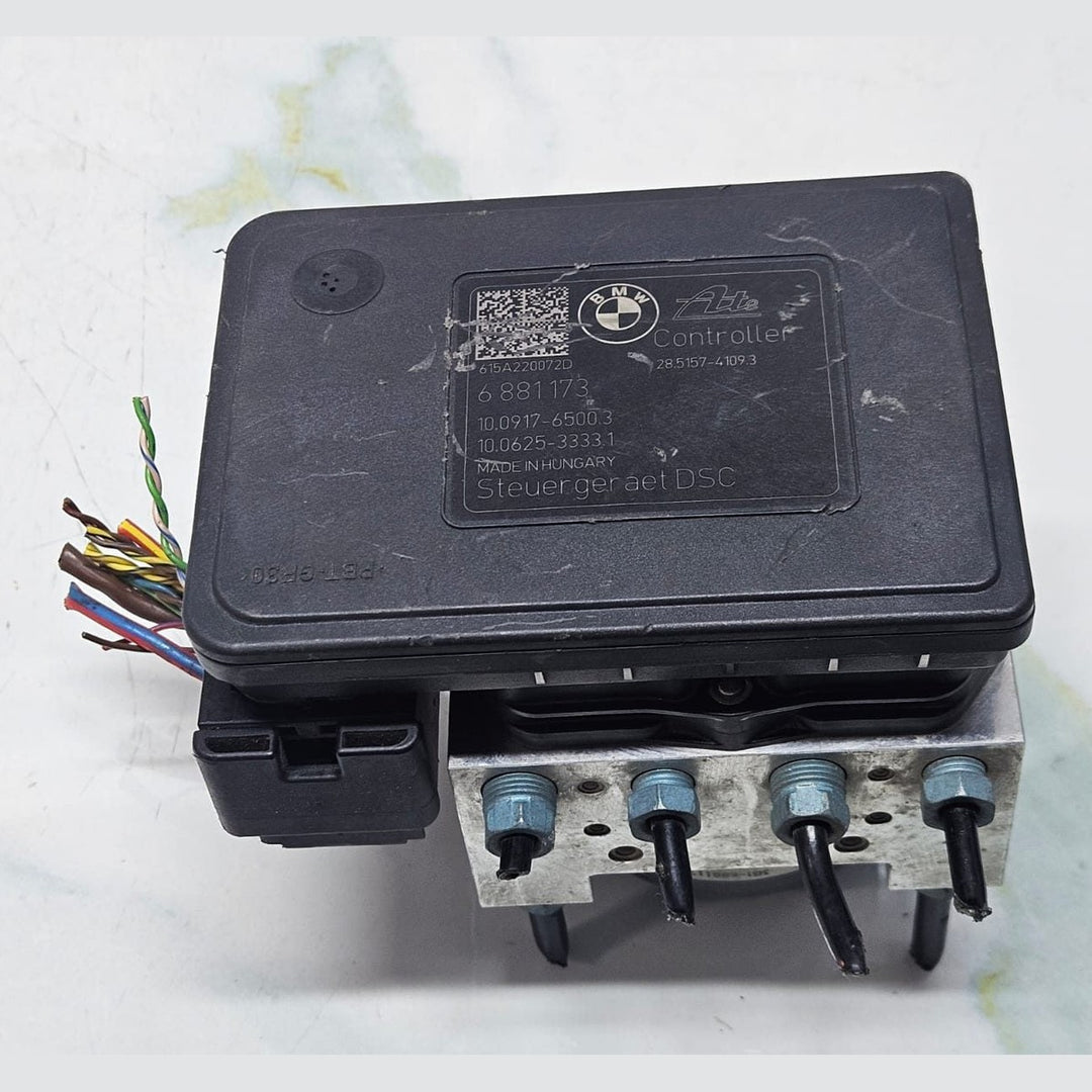2016 BMW 320i Abs Pump Control Module 6881173