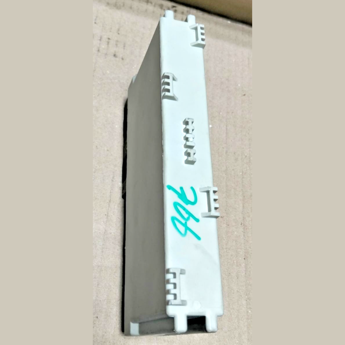2018-2019 BMW 530E G30 - Front SEAT Control Module 7943766