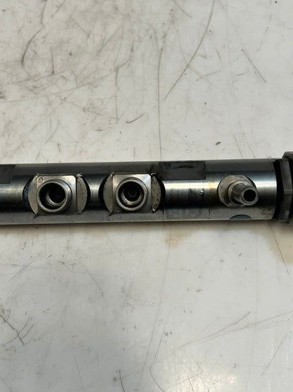 BMW 3 Series F30 F31 F35 320d 328d DIESEL Fuel Injection Rail 7800601 OEM
