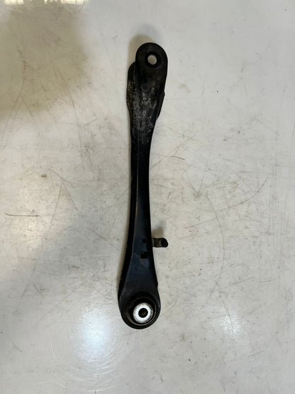 BMW 5 Series G30 G15 Rear Trailing Arm With Rubber Bushing 6893528 OEM