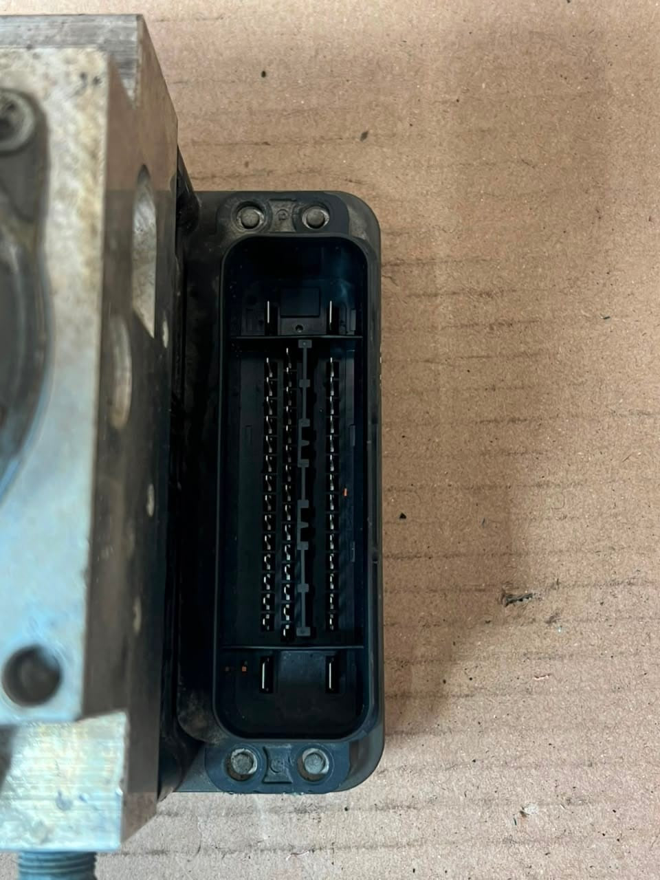 2010-2011 BMW X5 E70 and X6 E71 ABS DSC Pump Control Unit 6793492 OEM