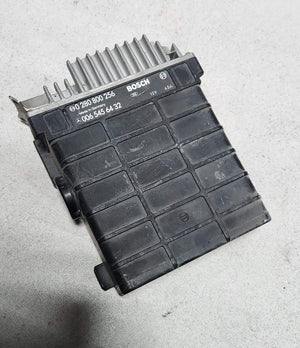 1989 Mercedes-Benz 300E Engine Control Module 0280800256 W124 W126