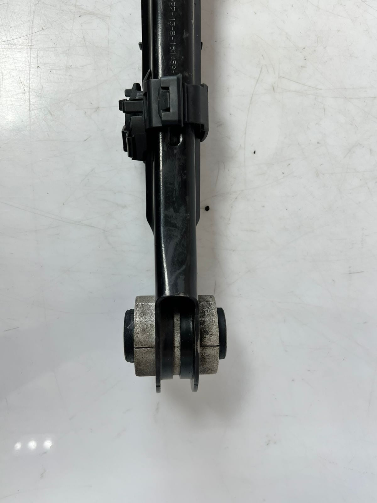 2013-2018 BMW 320i 3 Series F30 and 4 Series Rear Upper Control Arm 6792519 OEM
