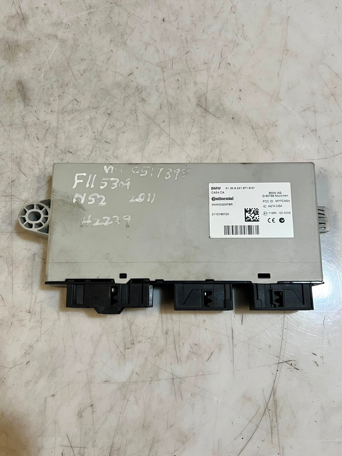 2011 BMW F11 N52 530I Engine Control Module ECU SET DME MSV90+CAS4 7613806