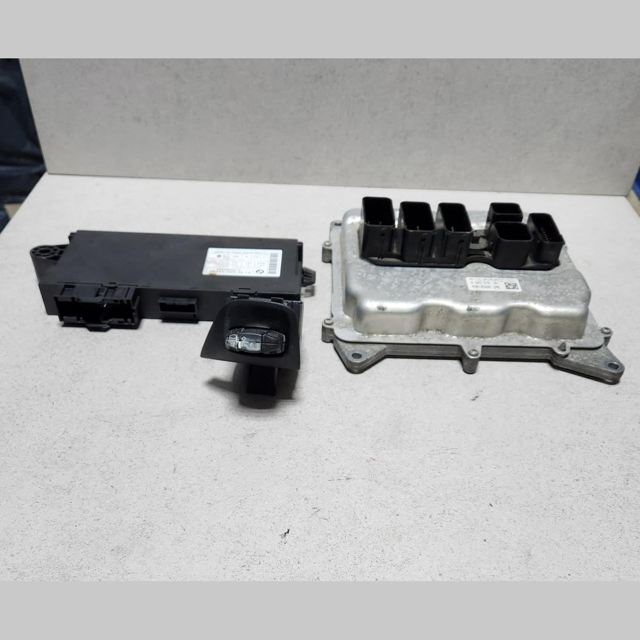 2012 BMW X1 Engine Control Unit ECU Set 8603576 X1 E84 20i N20