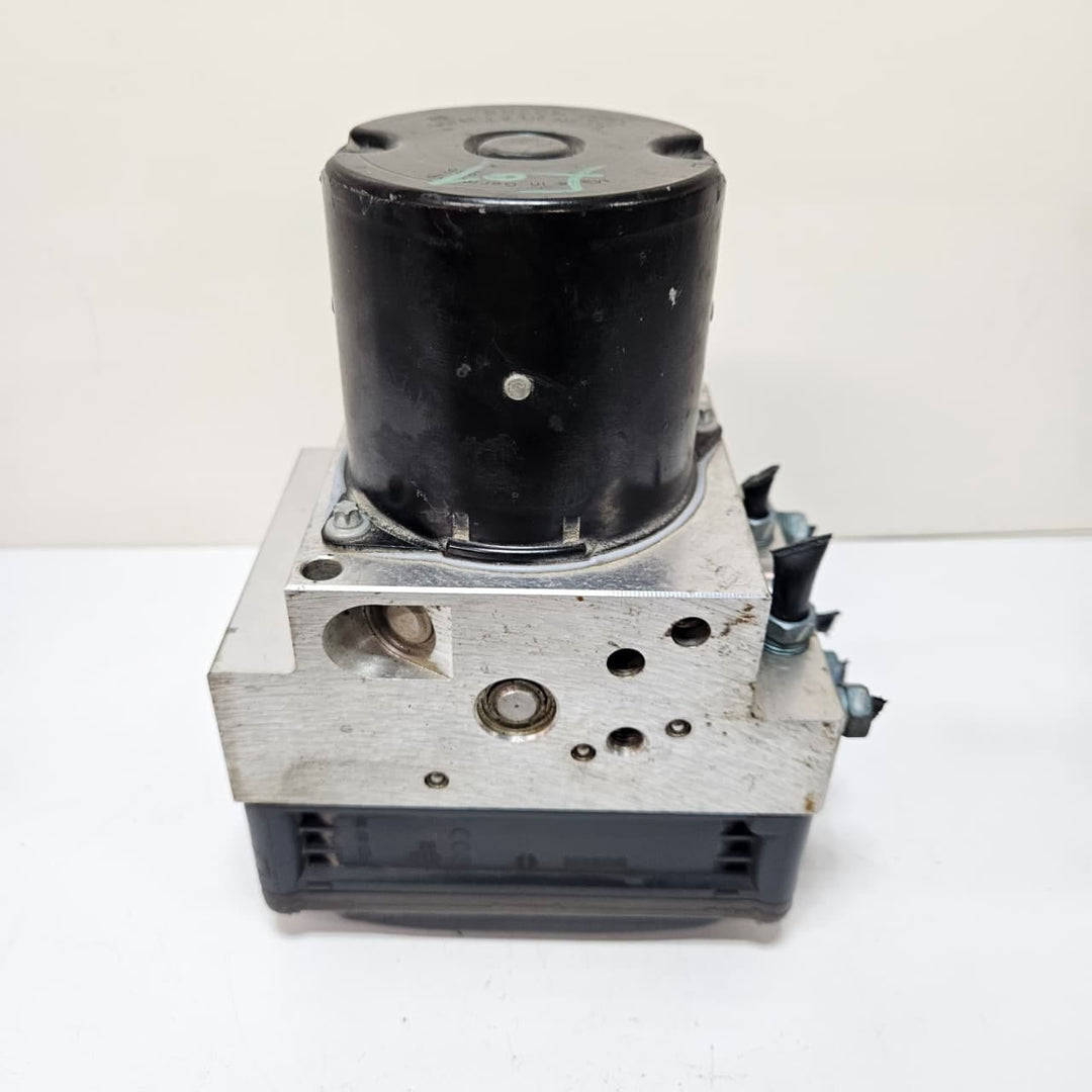 2008-2016 BMW 7 Series F01 F02 730D 750i F10 Abs Pump 6792478