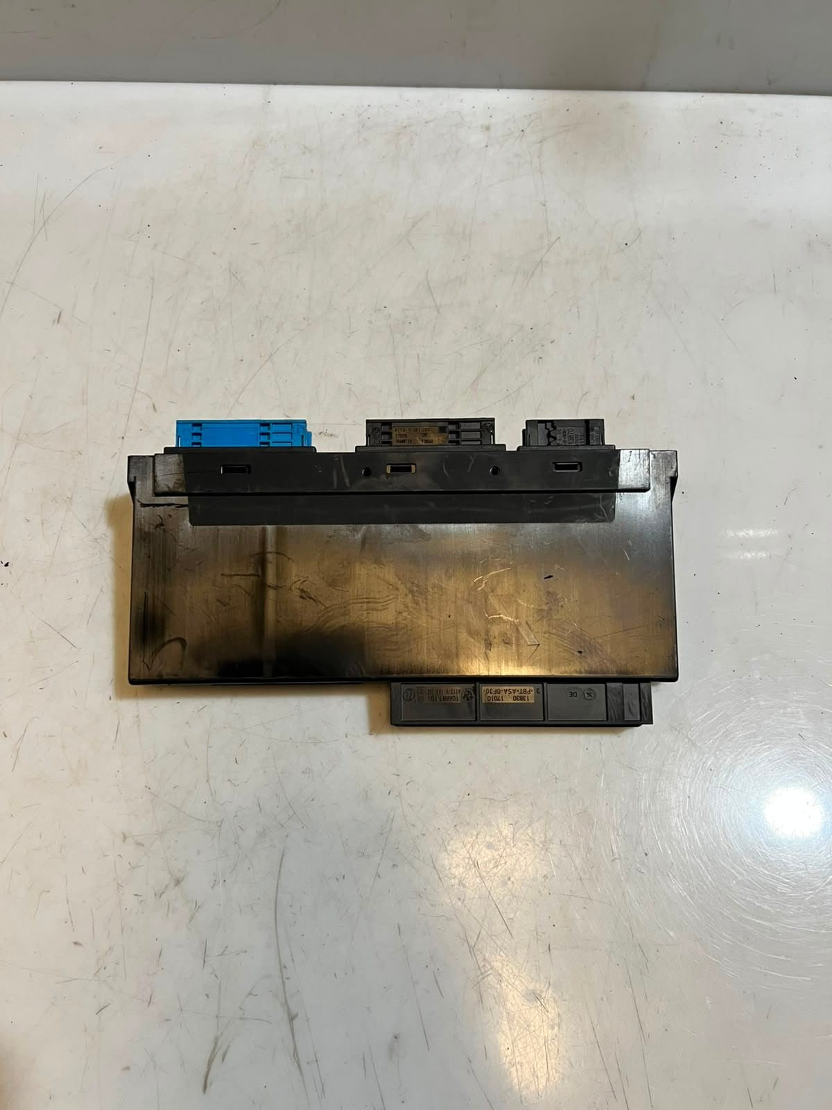 2012-2016 BMW 5' 6' F10 F11 F13 650i Body Control Module JUNCTION BOX 9284273
