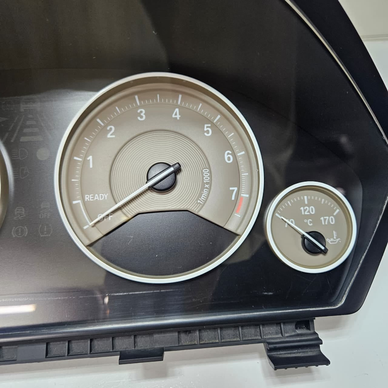 2014-2016 BMWF30 F32 F33 F36 328i Speedometer Instrument Cluster 9232895