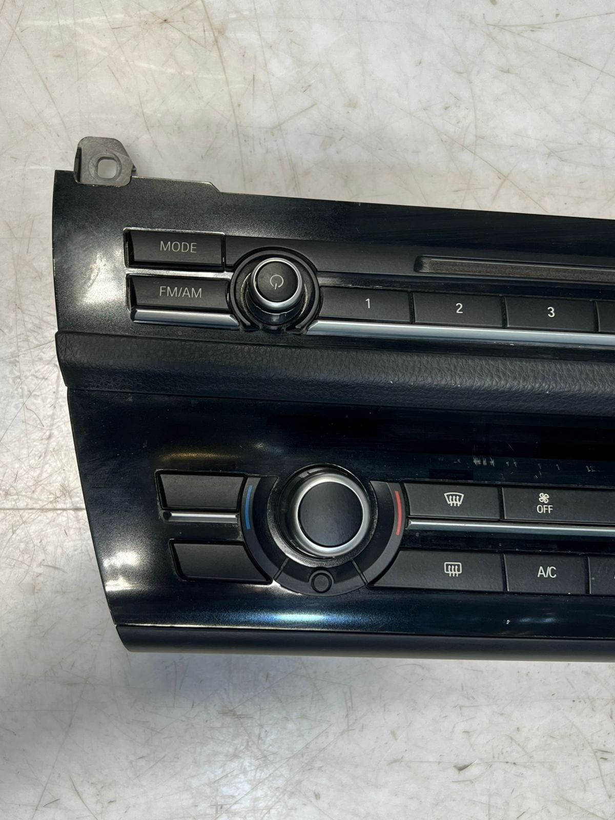 BMW 5 Series F10 F11 Climate Control Module FM/AM AC AUTO PANEL 9353593 OEM