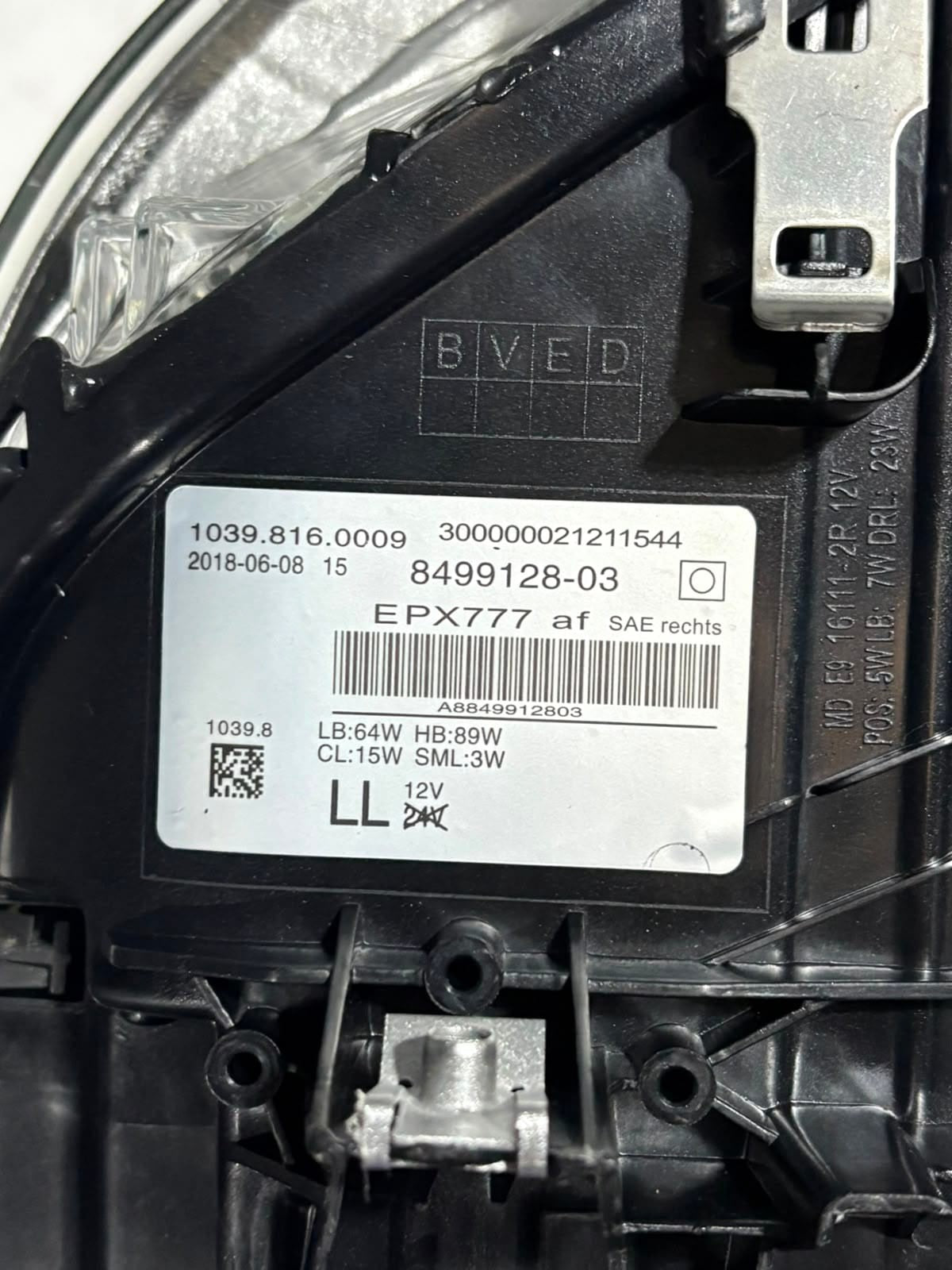 2018 BMW M5 F90 G30 Adaptive LED Headlight Left RIGHT 8499127 8499128 LHD