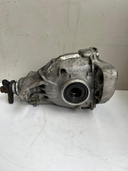 BMW 5 Series F10 F11 520d 525d 7 Series F02 Rear Differential 7584450 2.93 Ratio
