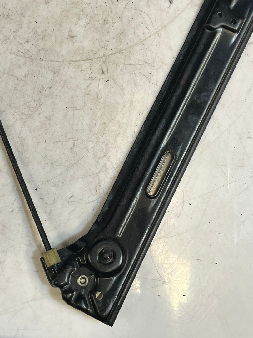 2008-2014 BMW X6 E71 RIGHT Front Door Window Regulator With Motor 7267664 OEM