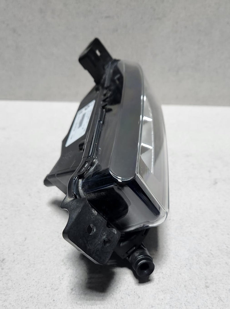 2020-2024 BMW 320i Fog Light LED Left 7433787 3 Series G20 G21 and 2 Series F44