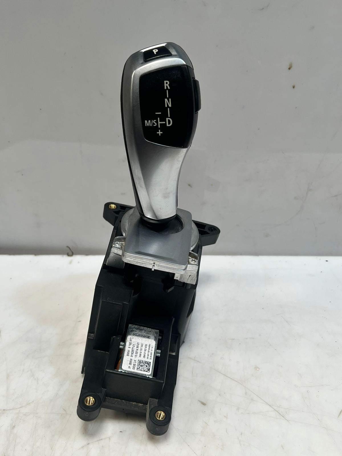 2007 BMW X5 E70 and X6 E71 Automatic Gear Shift Selector Switch 9162977 OEM RHD