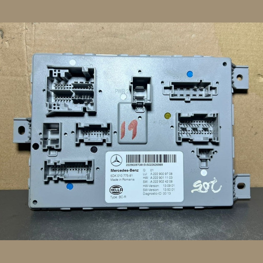 14-20 Mercedes W205 Rear Trunk SAM Body Control Module Unit A222 9009708 OEM
