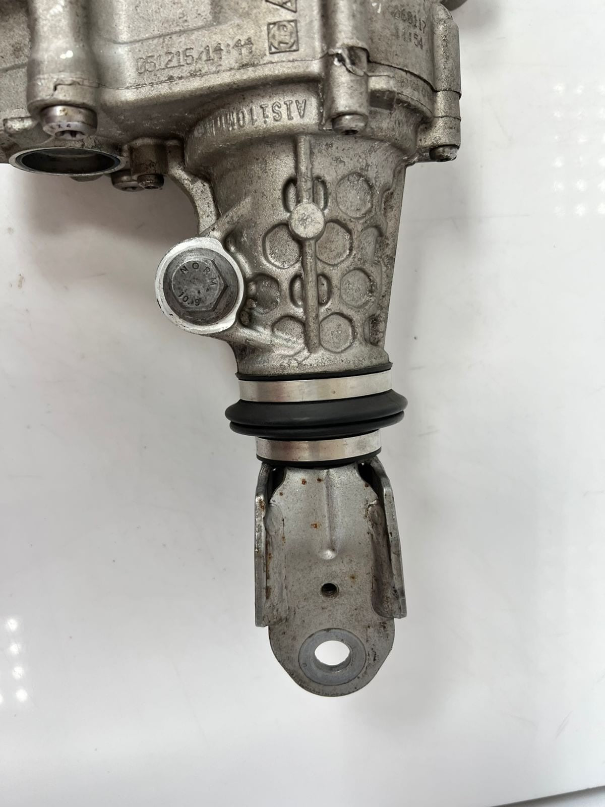 2018-20 BMW M550i G30 760i M760i Rear Power Steering Rack And Pinion 6883728 01
