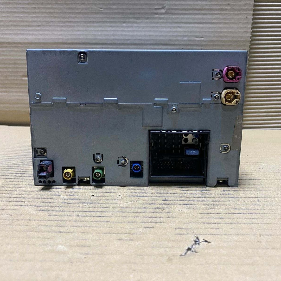 BMW Head Unit Navigation System 9257200 E70 X5 and E71 X6 CIC CD