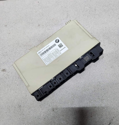 2017-2019 BMW 530i Front Memory Seat Control Module 7471370 G30 G31 G32 G11 G12