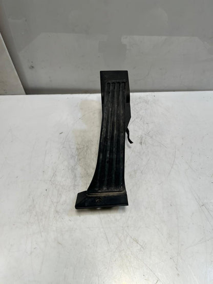 2004 BMW Z4 X3 E60 E61 E85 E87 GAS/ Accelerator Throttle Pedal 6766930 OEM