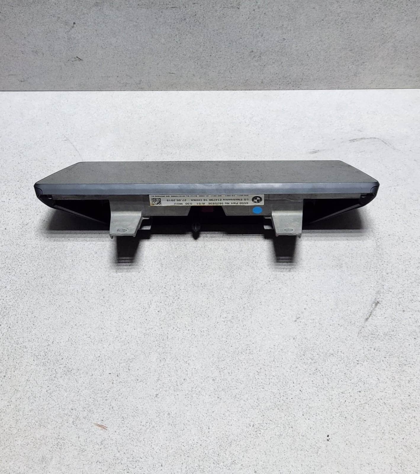 2020-2023 BMW 530i Central Display Screen 9825936 5 Series G30 G31 MGU 