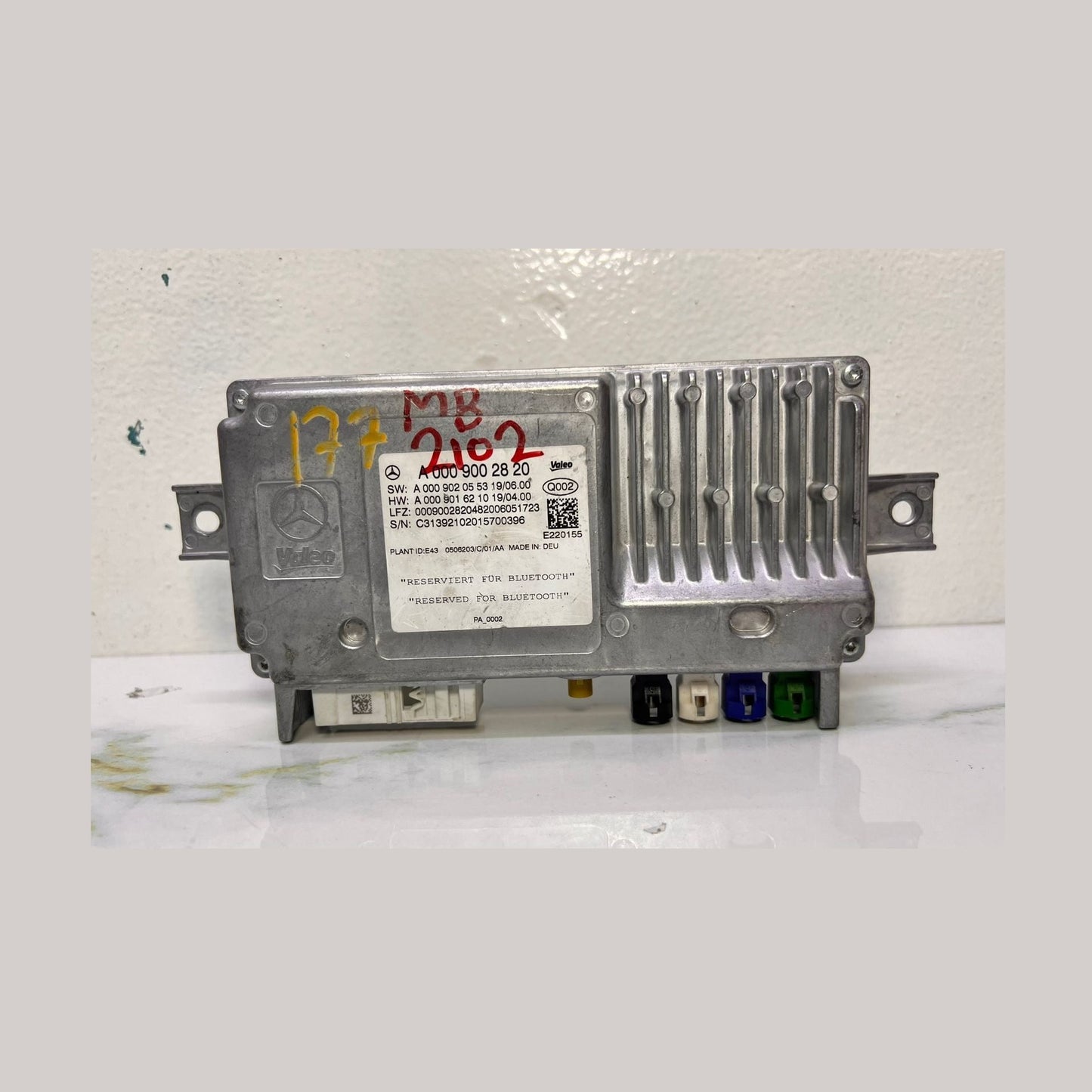 Mercedes-Benz Parking Aid Control Module A 000 900 28 20 GL350