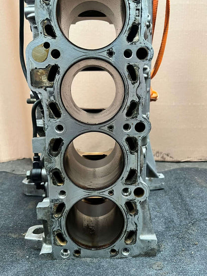 BMW 530i 3' 5' E83 E39 E60 E46 M54 ALUMINIUM inline-six Engine Block 7502903 OEM
