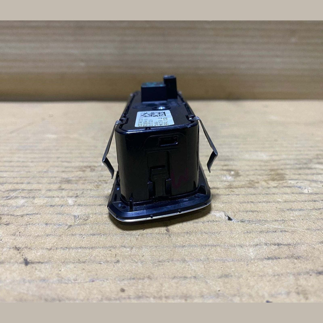 BMW HEAD Light Switch 9461132 X5 G05, X6 G06, and X7 G07 models