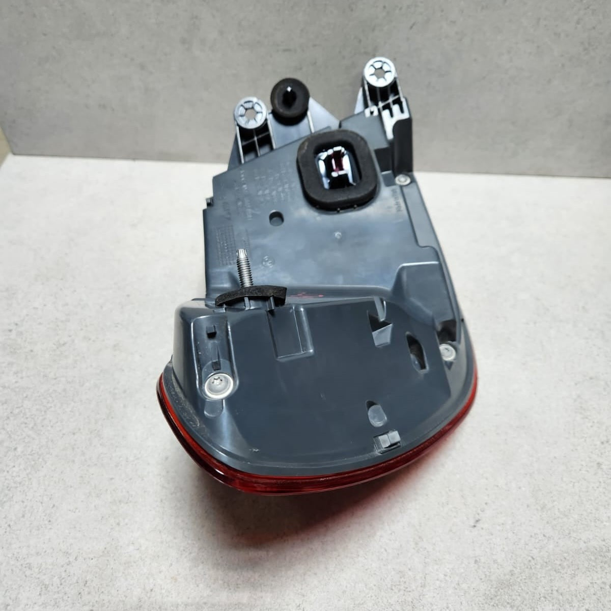 2016-2019 BMW 750i Tail Light 7342966 7 Series G11 G12 740i 750i 750Li 740Le SAE