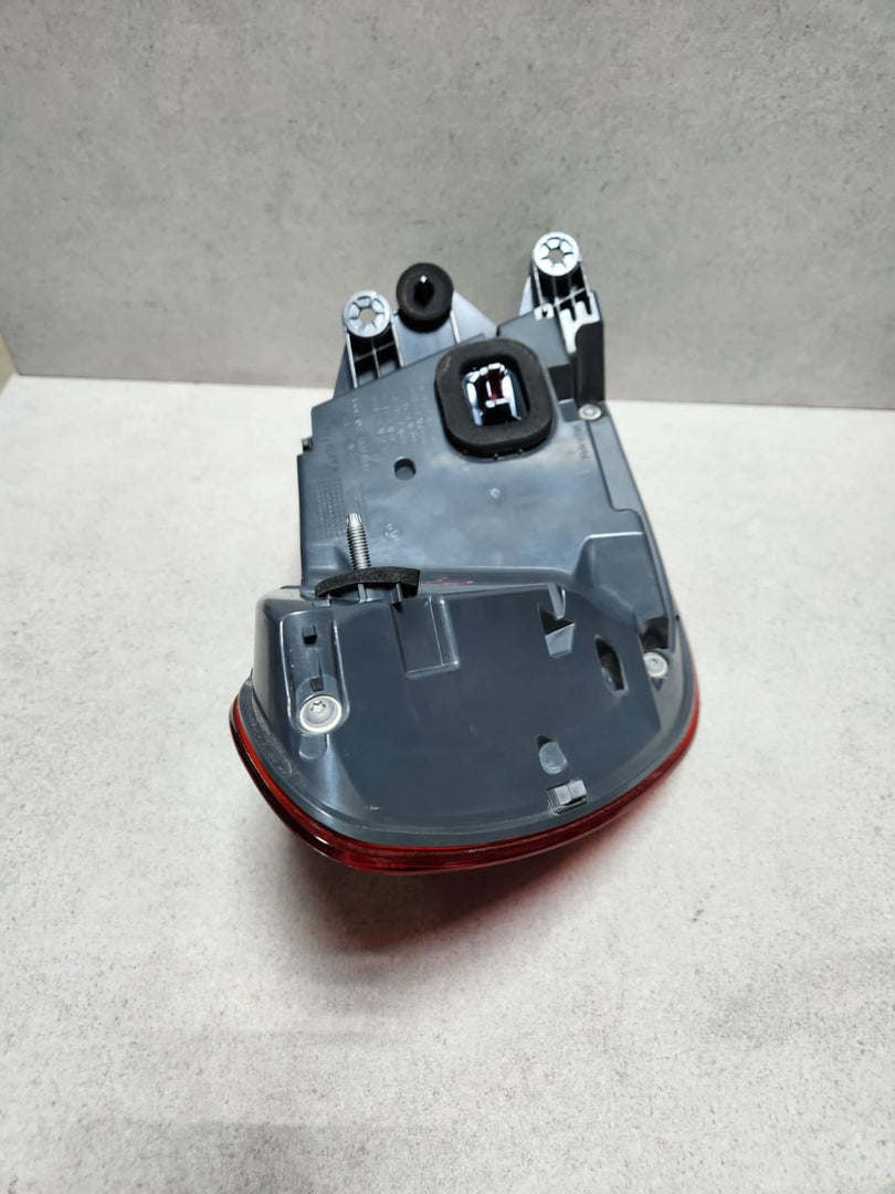 2016-2019 BMW 750i Tail Light 7342966 7 Series G11 G12 740i 750i 750Li 740Le SAE
