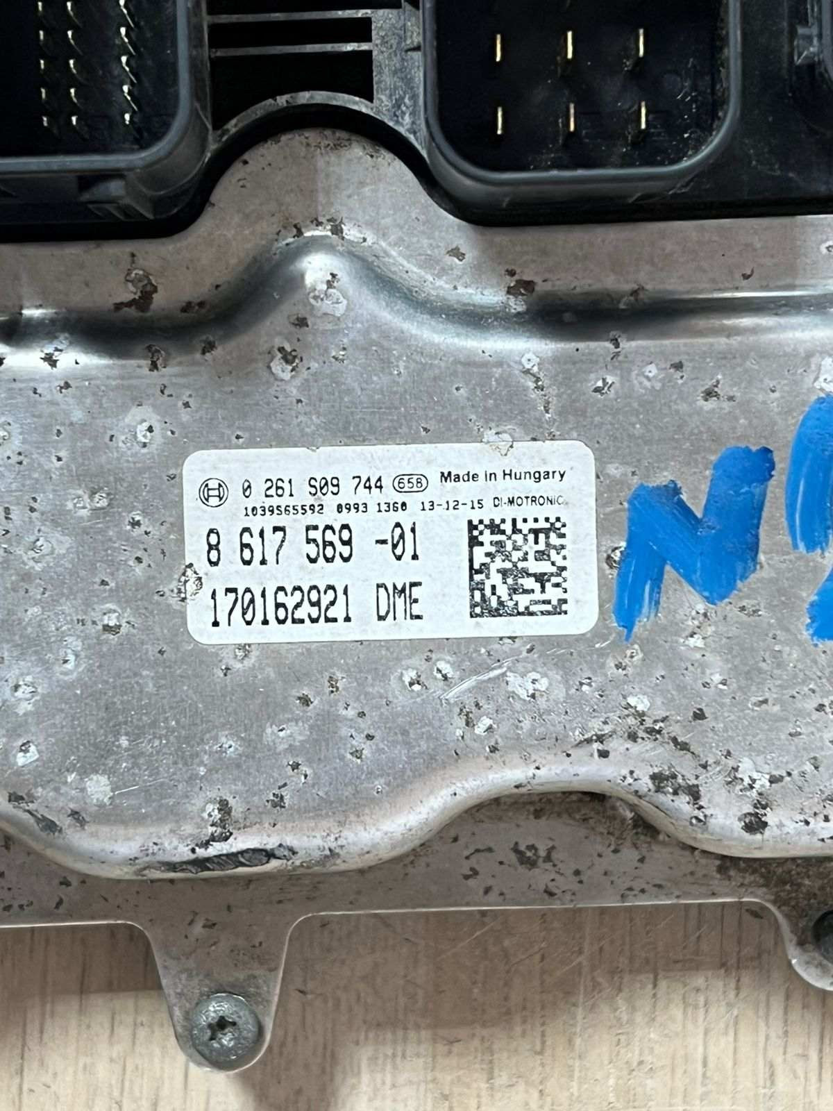 2013-2014 BMW X1 E84 N20 Engine Control Unit SET DME+ CAS2 + NO KEY 8617569
