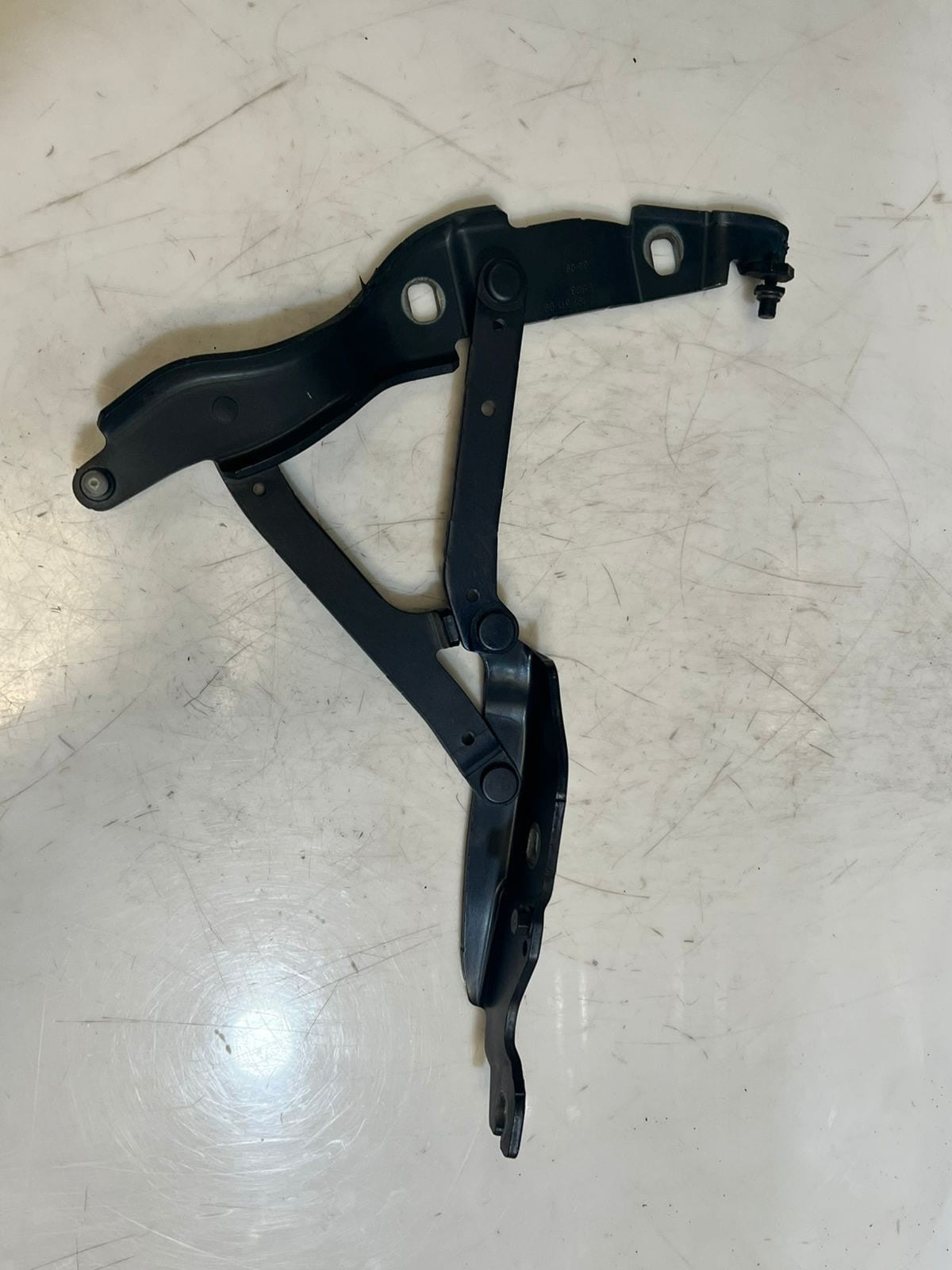 2009-2016 BMW Z4 E89 SERIES ENGINE LEFT SIDE BONNET Hood Hinge 7191511 OEM