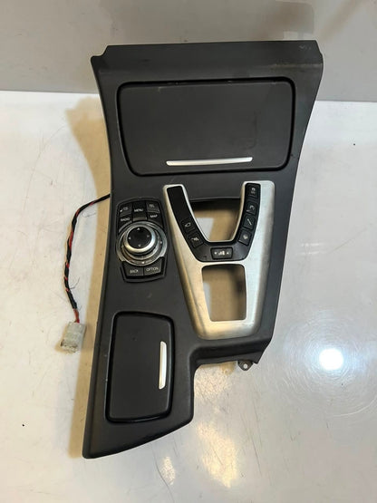 2011-2016 BMW 550i 5 Series F10 F11 Front Center Console Cup Holder 9256131