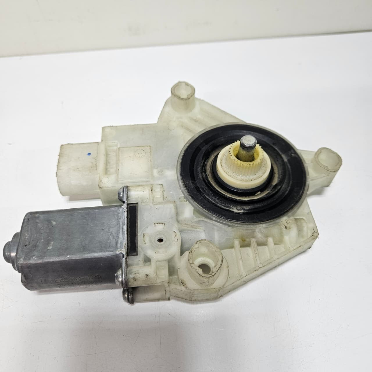 2015 BMW G11 G12 G30 740Li Door Window Regulator motor 7455082 Front Right
