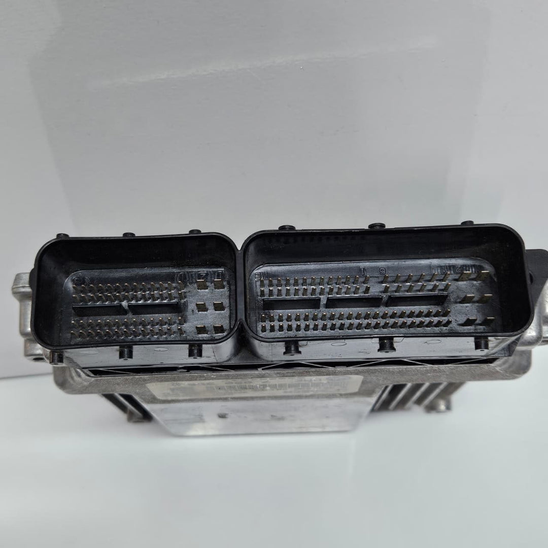 2012-2013 BMW 118i E90 N46 Engine Control Unit DME ECU KEY SET 7620350