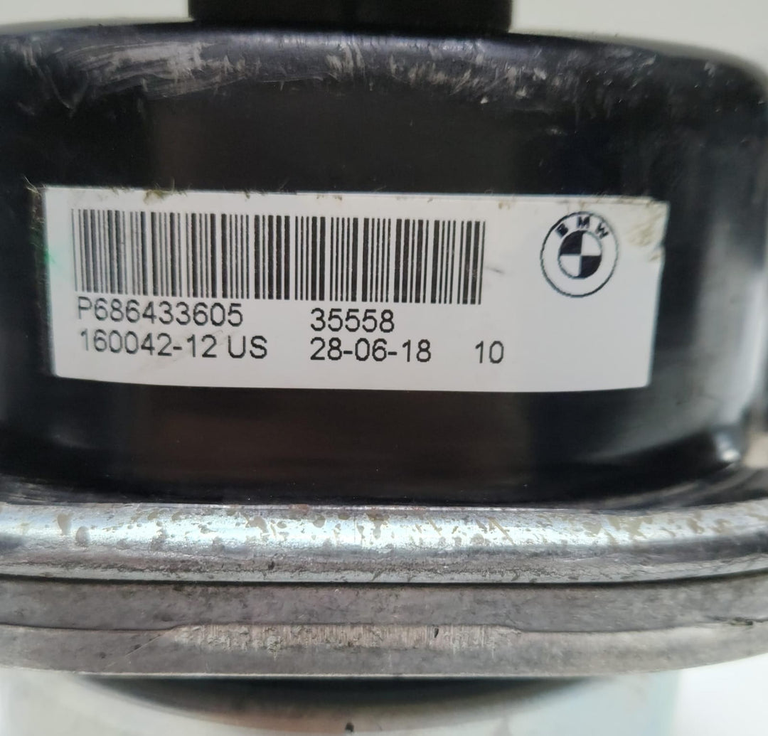 2013-2018 BMW X5 Right Engine Mount 6864336 X5 F15 OEM