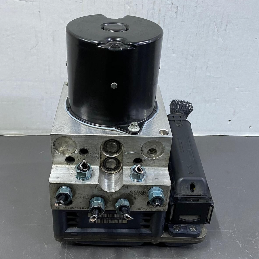 OEM BMW 7 SERIES F01 F02 730D F10 N57 ABS Pump Brake Control Unit 6792478 Bosch