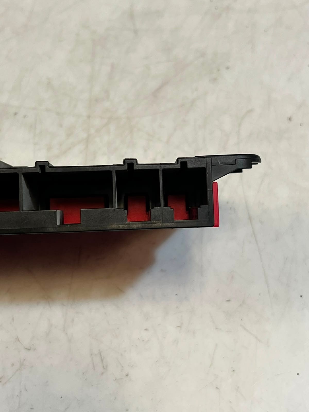 BMW G16 G11 G12 G30 G31 Power Distribution B+ Junction Terminal Module 9353742