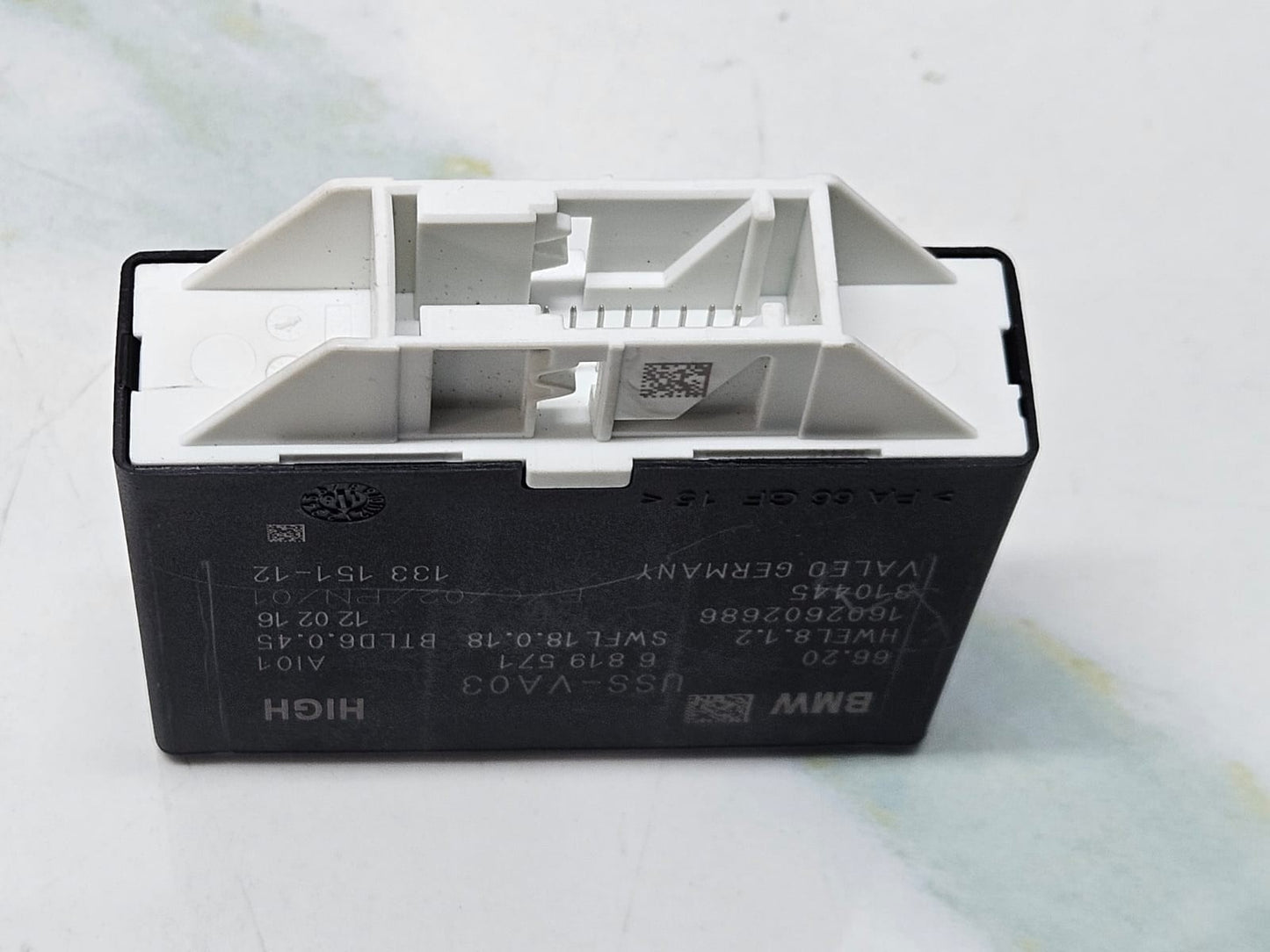 BMW 7 Series G11 and G12 Parking Assistant Control Unit 6819571 OEM