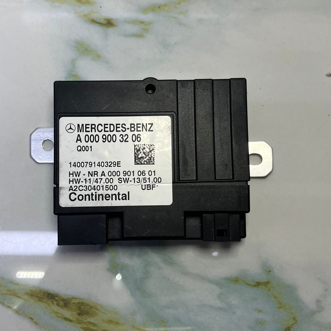 2015 Mercedes-Benz C400 Fuel Pump Control Module A 000 900 32 06 S-Class W222 C-