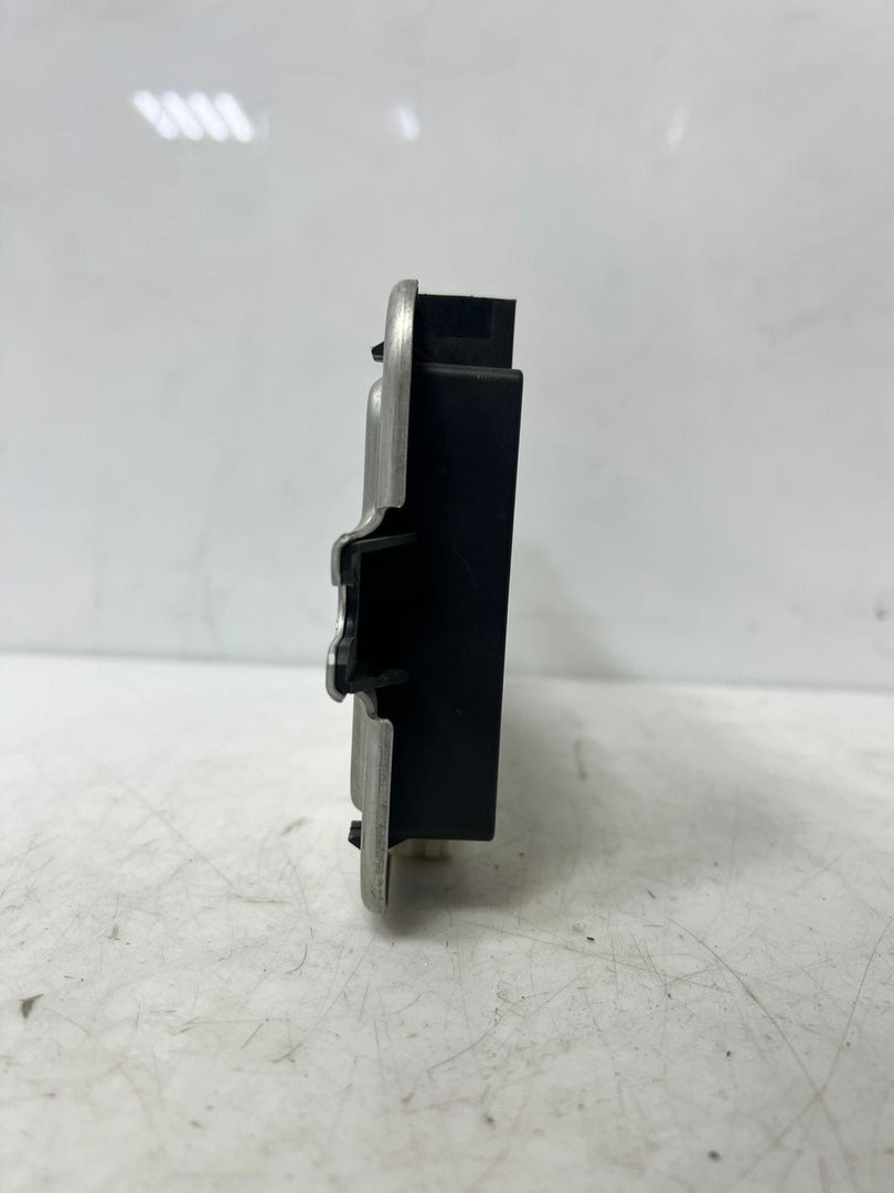 2011-2015 BMW F10 F12 F07 550i 535i Footwell Light Control Module 9250456 OEM
