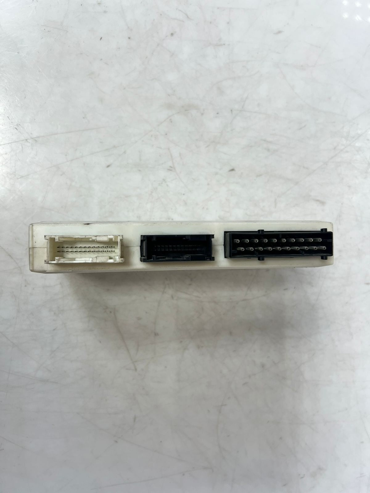 BMW E38 E39 5-Series GM3 LOW 12V Body Control Module BCM 6922152 OEM