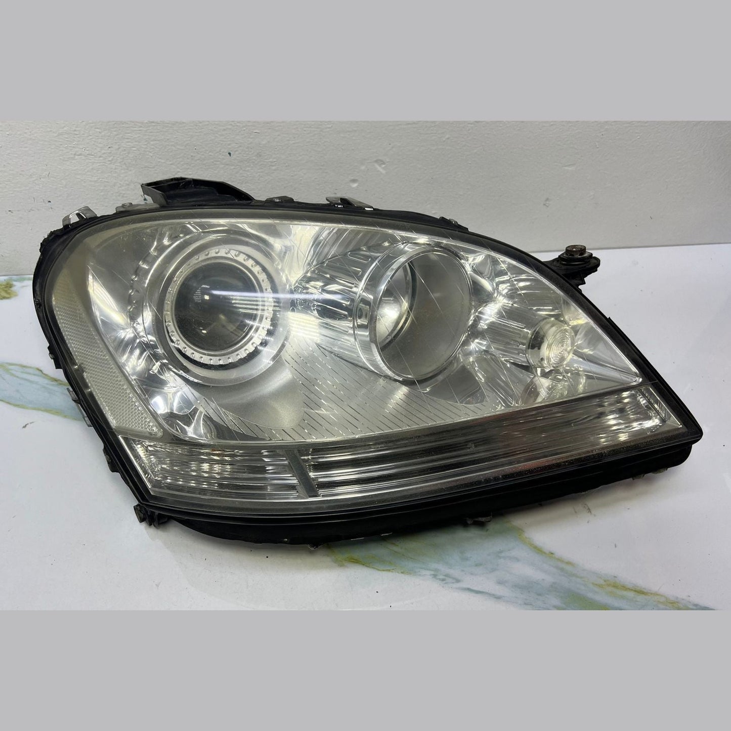 05-07 Mercedes W164 ML 350 Front Right Side Head light Headlamp A164 8205661 OEM
