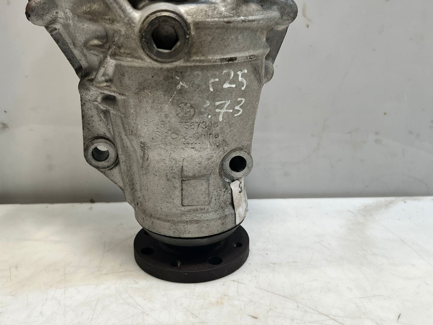 2011-2017 BMW X3 F25 and X4 F26 N52 Front Differential 7592001 RATIO 3.73 OEM