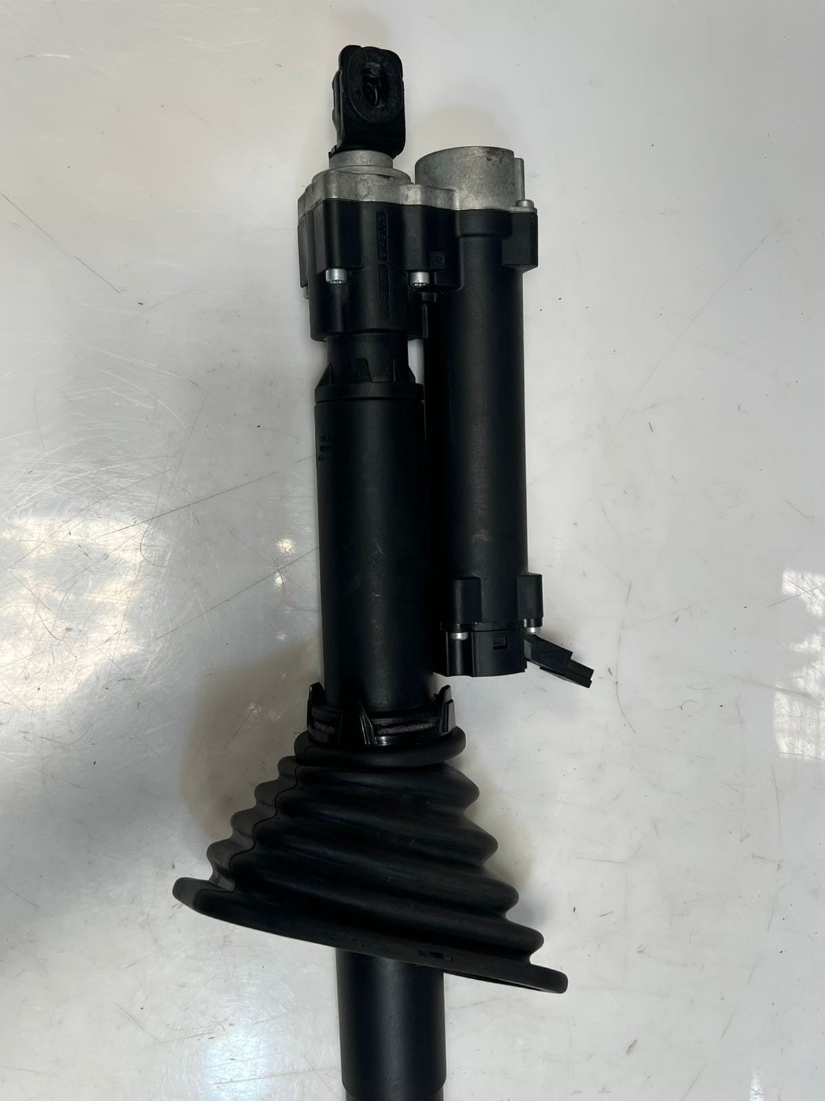 BMW F36 3 4 Series Gran Coupe Tailgate Strut REAR Left Electric 7330627 OEM