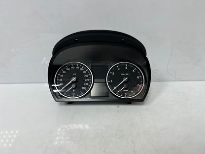 2005-2012 BMW 320i 3 Series E90 N43-B20A Instrument Cluster 4032240 OEM
